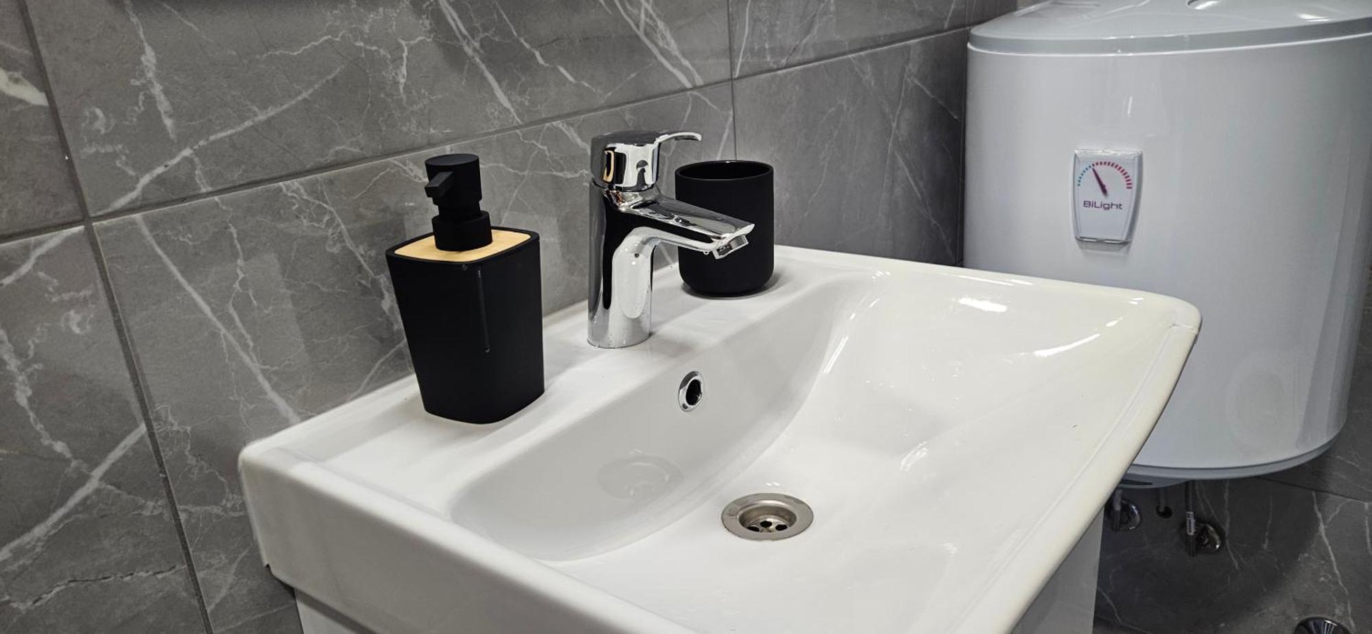 Apartman M&M Duga Resa Esterno foto