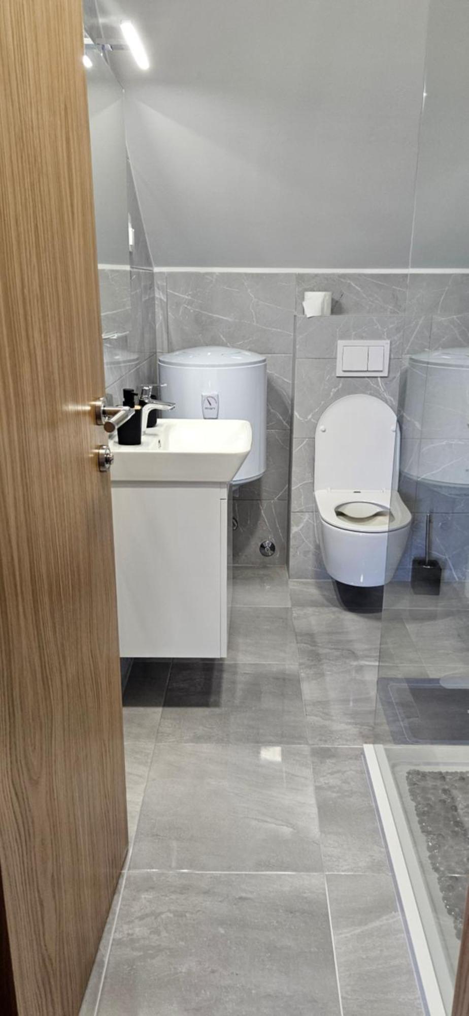 Apartman M&M Duga Resa Esterno foto